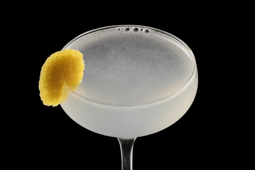 Aviation Cocktail (Difford's recipe)