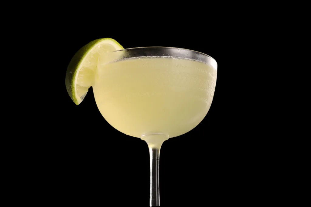 Gimlet Cocktail (Difford's recipe)