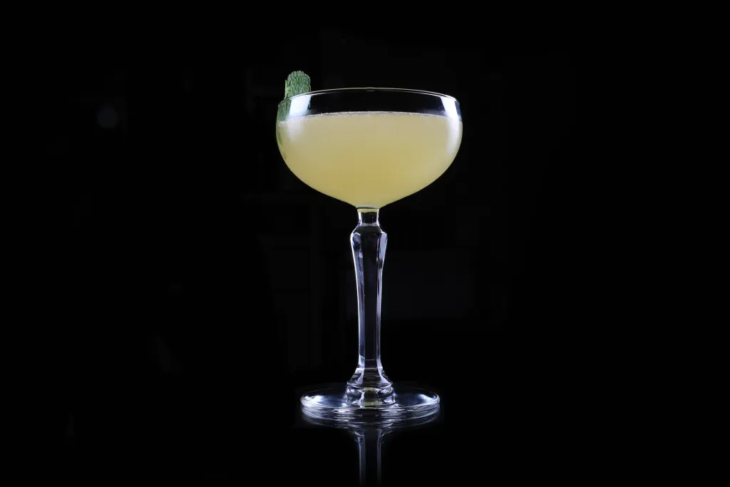Honeysuckle Daiquiri